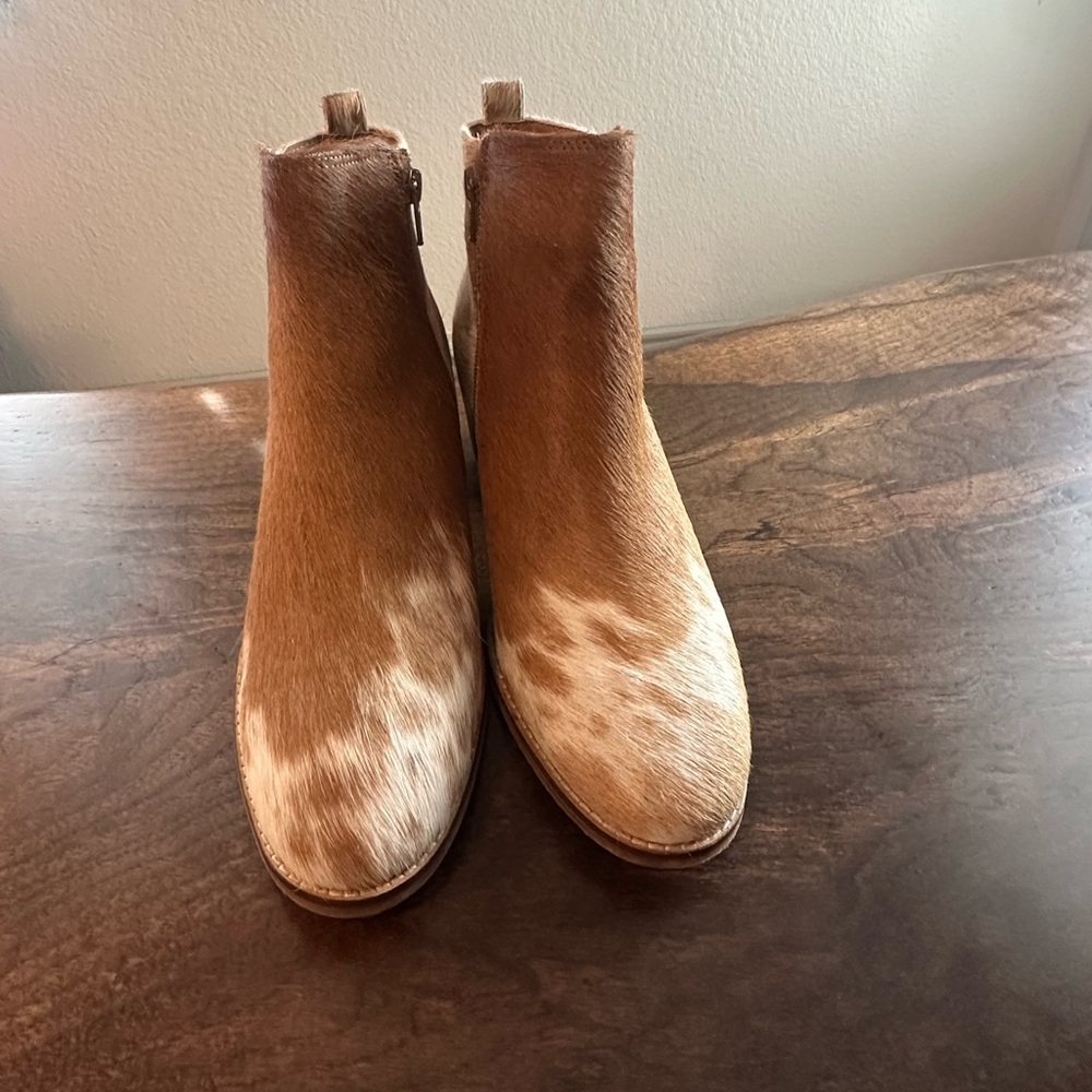 Myra Bag Brown and White Ankle Boots